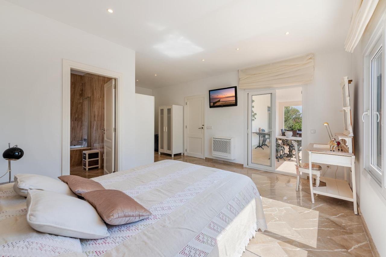 Villa Canet Next To The Beach Alcudia (Mallorca)